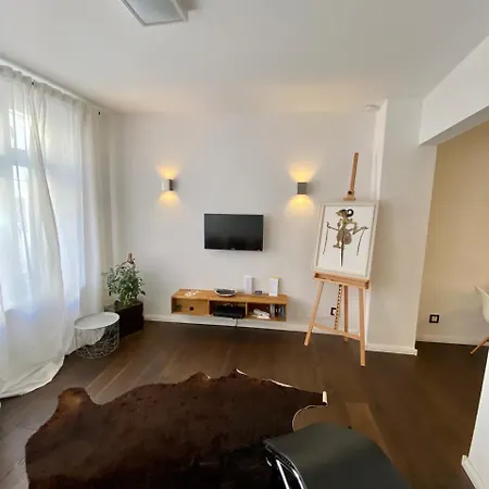 Apartment Atelier 6 *